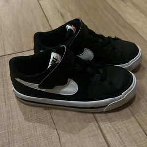 Nike Court Legacy Low Top Sneakers Toddler size 10